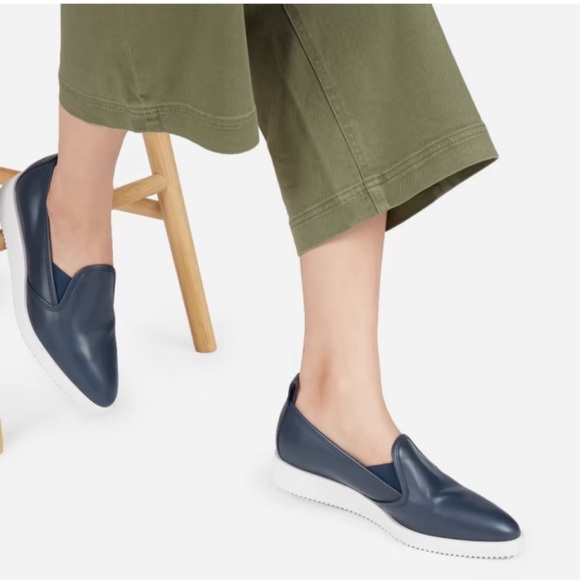 Everlane The leather street shoe in navy